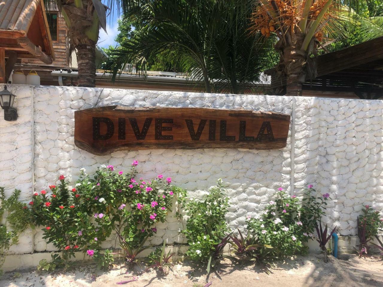 Dive Villa Thoddoo Exterior photo